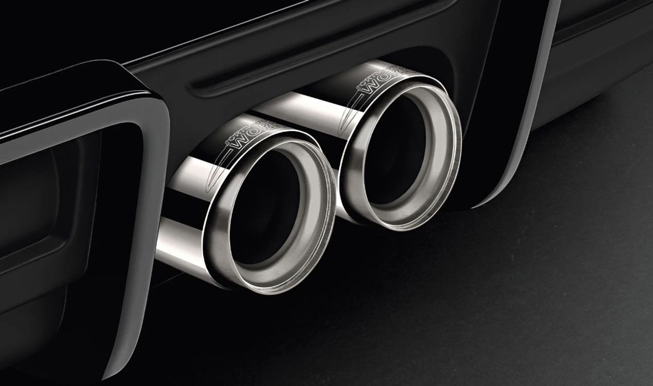 JCW hintere Auspuffrohrblende OEM 18302355304 für MINI F56, F55, Clubman F54, Cabrio F57, Countryman F60... und mehr. Originaler MINI.