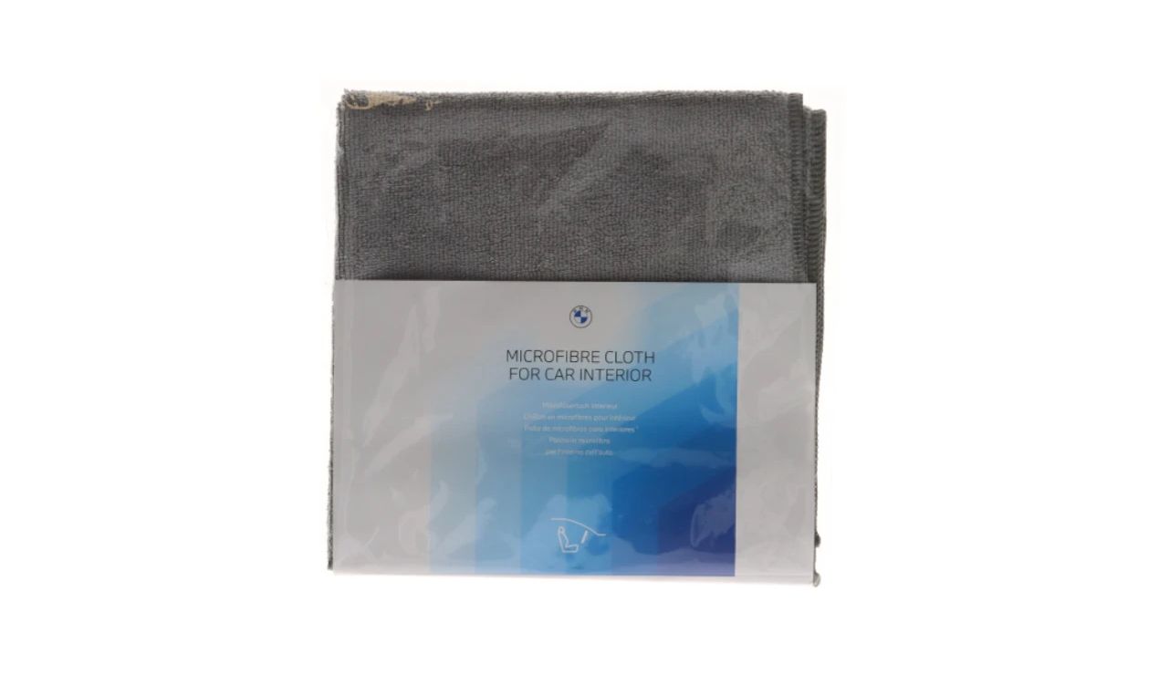 Microfiber bayeta for interior OEM 83125B54297 for BMW. Ideal for smooth and effective cabin. Original BMW.