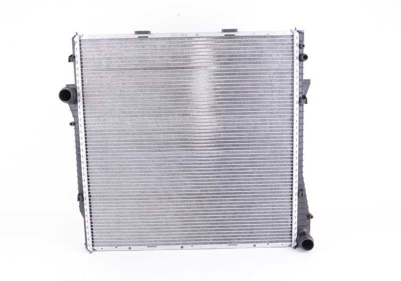 Radiador de refrigeración OEM 17101439101 para BMW X5 E53. Original BMW.