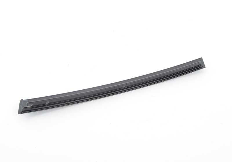 Embellecedor pilar C puerta trasera derecha OEM 51347119972 para BMW E91. Compatible con modelos 316d, 316i, 318d. Original BMW.