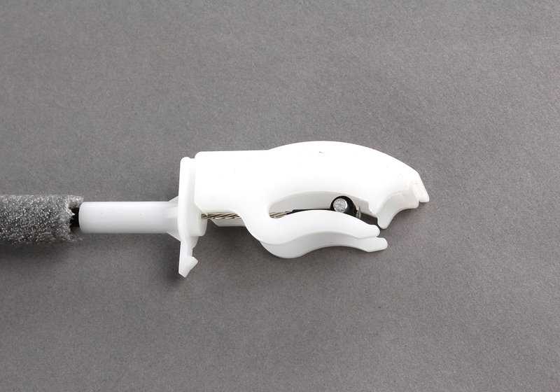 Cable tirador interior apertura puerta OEM 51218221519 para BMW E46 {316Ci, 318Ci} (modelos fabricados entre 1999 y 2006). Repuesto original BMW.