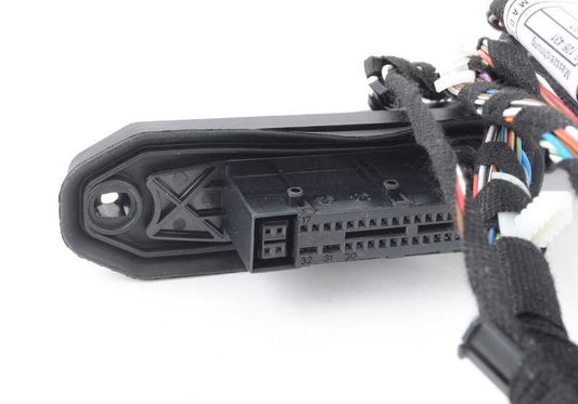 Fahrertürverkabelung für BMW 1 E82 -Serie, E88 (OEM 61129260907). Original BMW