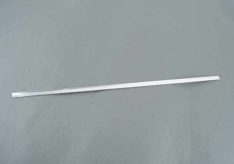 Moldura cromada ventanilla trasera derecha OEM 51377162572 para BMW E92 y E92N. Original BMW.