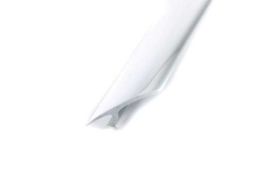 Frame de fechamento direito OEM 51311846450 para BMW E23. BMW original.