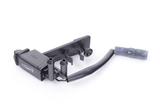 Boquilla limpiaparabrisas calefactable OEM 61661383183 para BMW E31 850Ci. Compatible con versiones de cambio manual y automático. Original BMW.