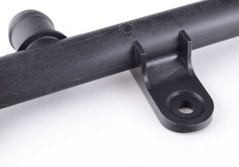 Coolant return pipe for BMW F07, F10, F11, F12, F13, F01, F02 (OEM 64509170339). Genuine BMW.