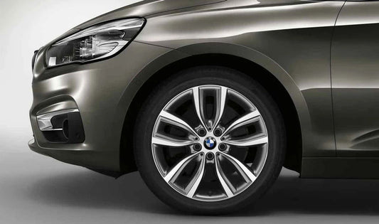 Llantas de aleación diseño V 18" OEM 36116855094 para BMW F45, F45N, F46, F46N. Color gris ferricgrey. Original BMW.