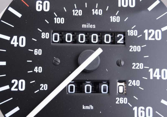 Tabela de instrumentos / tacômetro OEM 62121377616 para BMW E23, E24. BMW original.