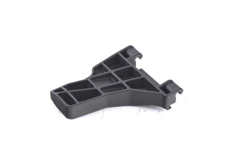 Soporte para cerca de ventilador OEM 17112283109 para BMW Serie 5 E60, E61 LCI y Serie 6 E63, E64… y más. Original BMW.