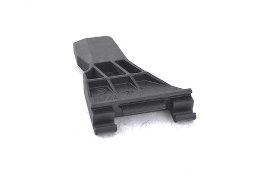 Soporte para cerca de ventilador OEM 17112283109 para BMW Serie 5 E60, E61 LCI y Serie 6 E63, E64… y más. Original BMW.