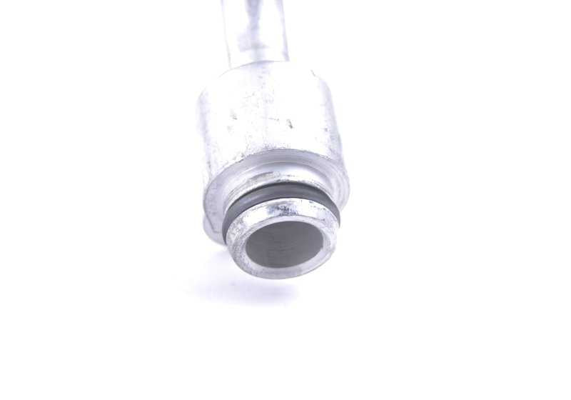 Tubería de aceite del radiador (ida) OEM 17217600973 para BMW X5 E70 y BMW X6 E71. Original BMW.