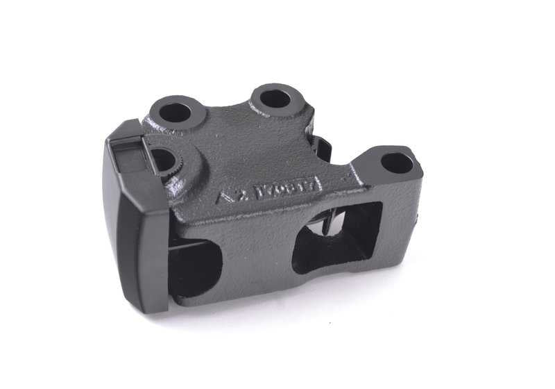 KIT REECIPMENT AHK Barra trasversale per BMW X5 F15, F85, X6 F16, F86 (OEM 82712349499). BMW originale.
