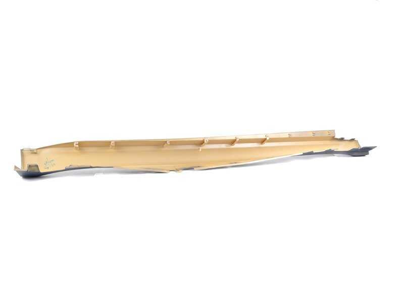 Cobertor de estribo izquierdo imprimado OEM 51777206663 para BMW E71 (X6). Original BMW.