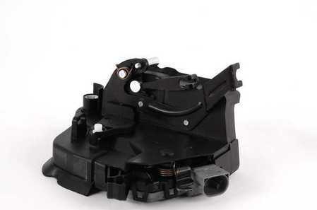 Cerradura con resorte giratorio izquierdo OEM 51217011247 para BMW 3' E46 316i, 318i, 318Ci... y más. Original BMW.