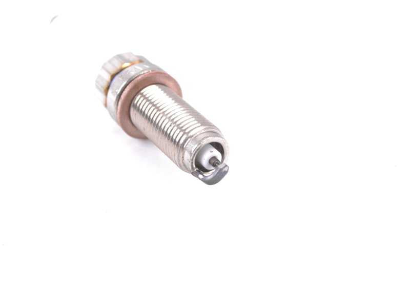 Bujía High Power OEM 12120040551 para BMW F20, F30, G20, X1 F48, X3 G01 y MINI F56, F60… y más. Original BMW y MINI.