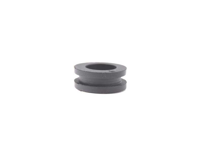 OEM 13537628063 decoupling element for BMW E82, E88, F20, F21, F22, F23, F87, E90, E91, E92, E93, F30, F31, F34, F80, F32, F33, F36, F82, F83, F07, F07, F10, F11, F11, F11, F. F13, F01, F02, E84, F25, F26, E70, F15, E71, F16. BMW original.