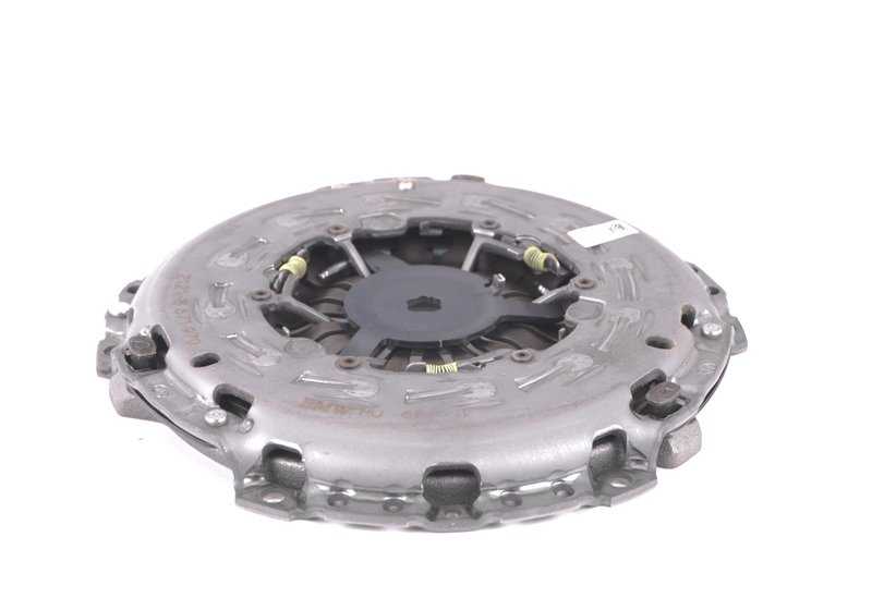 Kit de embrague OEM 21208676279 para BMW {F40, F45, F46, F48, F39} y MINI {F54, F55, F56, F57, F60}. Compatible con versiones N y anteriores. Recambio original BMW y MINI.