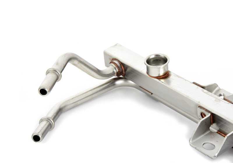 Tubería de inyección OEM 13531436470 para BMW E36, Z3. Original BMW.