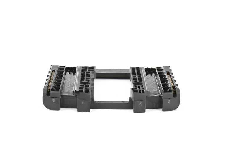 Suporte de ajuste de apoio para os pés OEM 52107161312 para BMW E81 E82 E88 F20 F21 F22 F23 F87 E90 E91 E92 F30 F31 F34 F32 F33 F36 F83 F06 F12 F13 E84 F25 F26 E89 BMW originais.