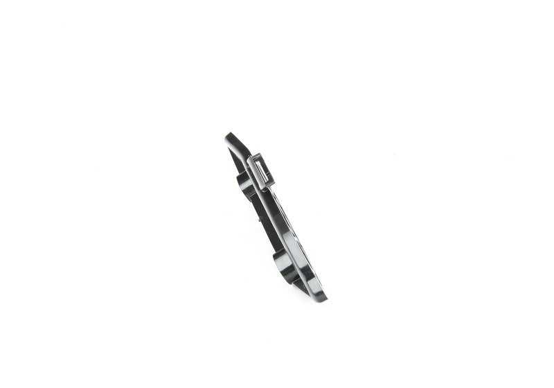 Soporte inferior izquierdo lateral delantero OEM 51117294653 para BMW F32, F33 y F36. Compatible con modelos 418d, 418i. Recambio original BMW.