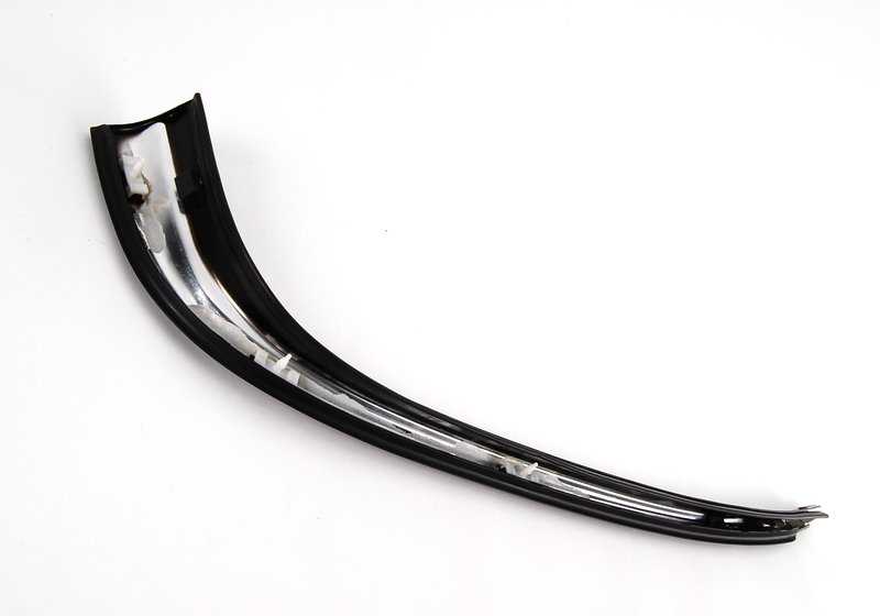 Right cover OEM 51138208406 for BMW E38. Original BMW.
