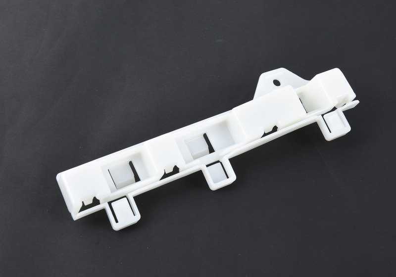 Soporte izquierdo OEM 51778054315 para BMW F80, F80N, F82, F82N, F83, F83N. Pieza original BMW.