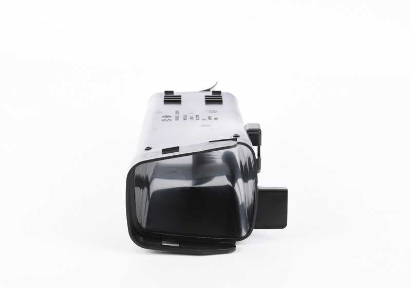 Toma de aire frontal OEM 13717646769 para BMW F20, F21, F22, F23, F30, F31, F34, F35, F32, F33, F36. Original BMW.