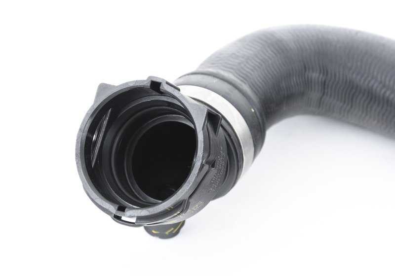 Manguito del sistema de refrigeración OEM 17127639213 para BMW F25, F26. Original BMW.