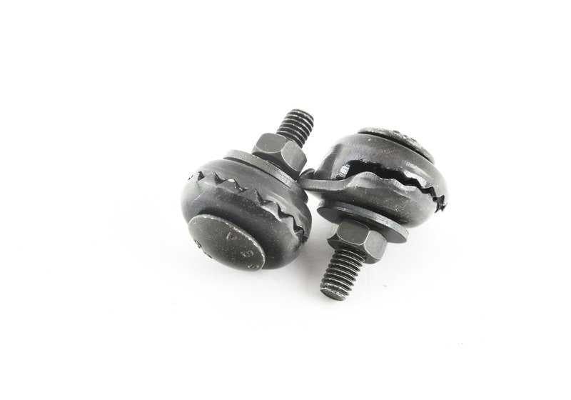 Juego de guardabarros traseros OEM 72601922807 para BMW E24. Original BMW.