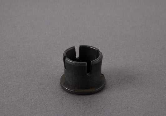 Casquillo OEM 35411163898 para BMW Serie 3 E46. Pieza original BMW, ideal para sistemas de gas o cable acelerador. Diámetro 14,2 mm. Repuesto auténtico para mantener tu BMW en perfecto estado.