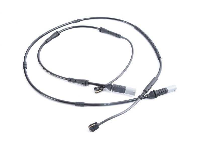 M Performance Brake System 18" for BMW 1 Series F20, F21, 2 Series F22, F23, 3 Series F30, F31, F34, 4 Series F32, F33, F36 (OEM 34112450470). Original BMW.
