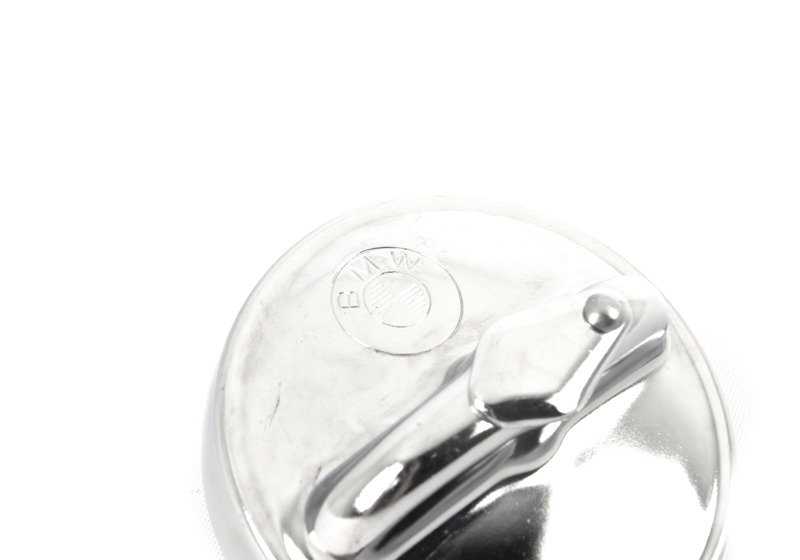 Tapa de combustible con llave OEM 16111106487 para BMW E21, E12. Original BMW.