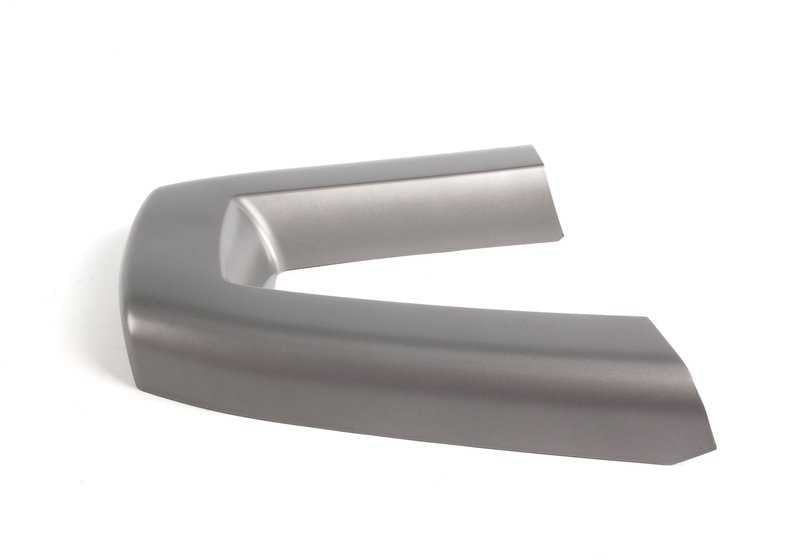 Copertura destra OEM 51437055434 per BMW Z4 E85 2.0i, 2.2i, 2.5i (tutti i motori e trasmissioni). Colore grigio argento. BMW originale.