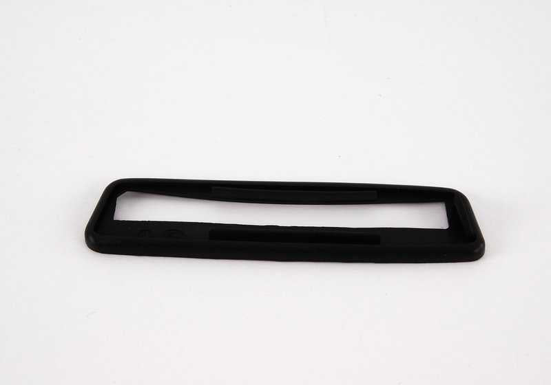 Suporte de suporte OEM 51161807731 para BMW E21. Peça original da BMW.