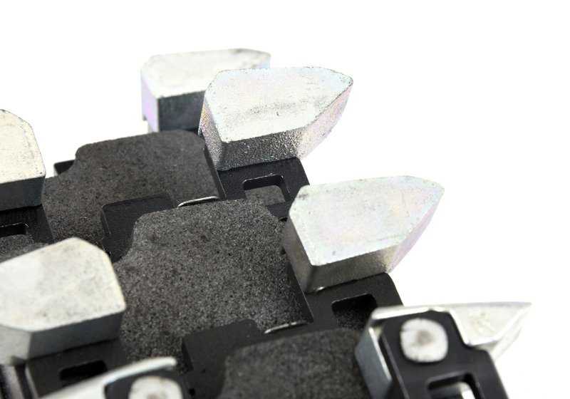Juego de pastillas de freno OEM 34218099354 para BMW F87, F80, F82, F83. Original BMW.