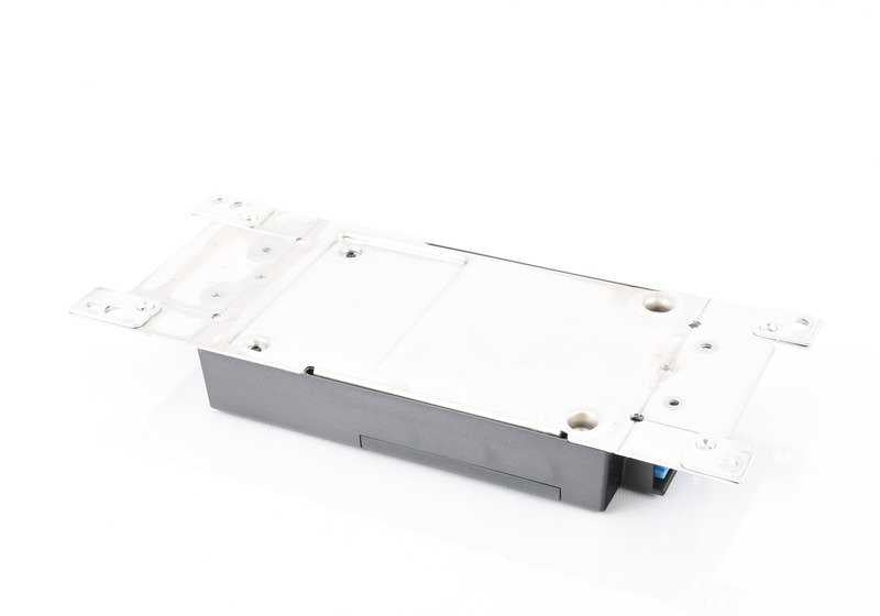 Caixa de comunicação telemática para BMW Série 2 F22, F23, F87, Série 3 F30, F31, F34, F80, Série 4 F32, F33, F36, F82, F83, Série 5 F07, F10, Série 6 F06, F12, F13, Série 7 F01N, F02N, i I01, I12, X1 F48, X3 F25, X4 F26, X5 F15, X6 F16 (OEM 84106836777).