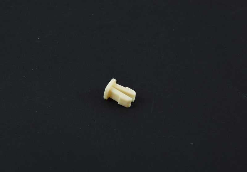 Tuerca de inserción OEM 51458191429 para BMW E36. Original BMW.