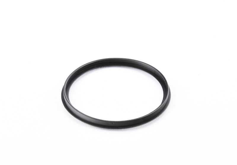 Anel de retentor OEM 61627162570 para BMW 5 E61 520D Series. Compatível com modelos com o motor M47S e N47, mudanças manuais e automáticas. BMW original.