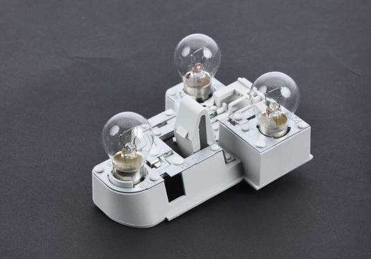 Portalampada destro OEM 63216928384 per BMW Serie 3 E46 (05/1998 - 07/2005). BMW originale.