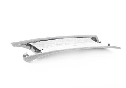 Panneau intérieur Colonne droite Colonne Gris Silver 51438149060 pour BMW E34 (518G, 518i, 520i, 525i). Compatible avec les versions manuelles et automatiques. BMW d'origine.