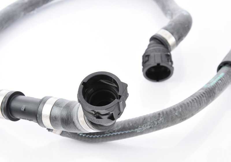 Tubo conducto de refrigerante OEM 17122284691 para BMW F80, F82, F83 (todos los modelos M3 y M4 compatibles). Original BMW.