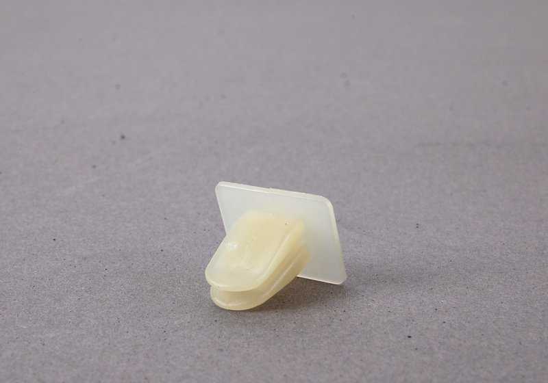 Dado di espansione OEM 51718242741 per BMW E81, E82, E87, E88, F20, F21, F40, F52, F22, F23, F44, F45, F46, F87, G42, U06, G87, E30, E36, E46, E90, E91, E92, E93, F30, F31, F34, F35, F80, G20, G21, G28, G80, G81, F32, F33, F36, F82, F83, G22, G23,