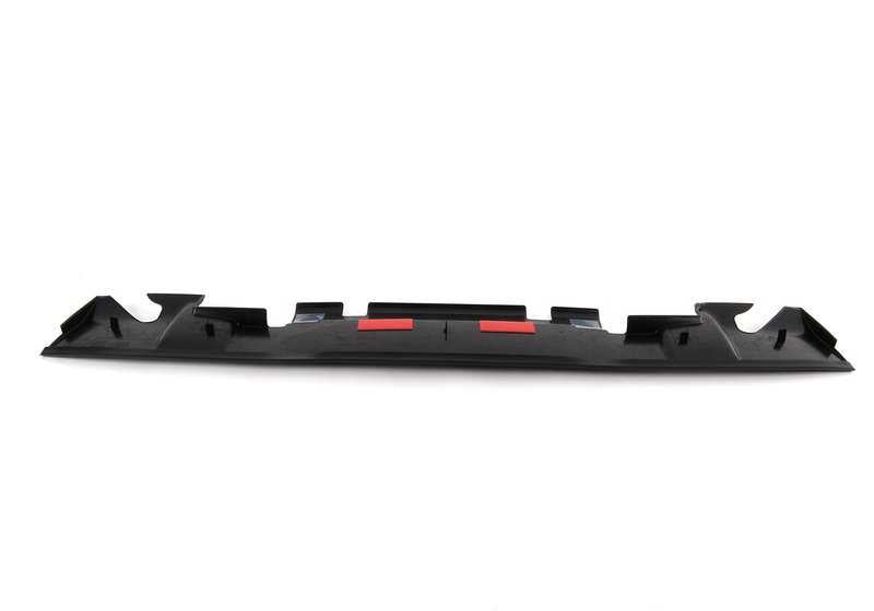 Tapa embellecedora maletero OEM 51498233365 para BMW E46 316i (N42/N46) y 318d (M47/M47S), compatibles con versiones manuales y automáticas. Original BMW.