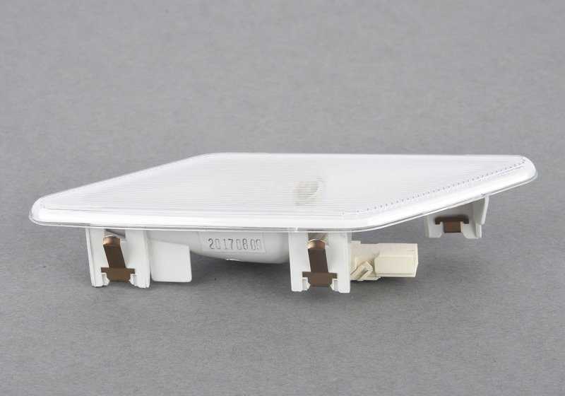 Luz interior trasera derecha OEM 63316962048 para BMW E46. Iluminación de techo original BMW.