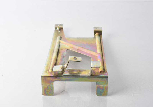 Soporte para módulo de vídeo OEM 65508368214 para BMW E39 520d, 520i con motores M47, M52, M54. Compatible con versiones manuales y automáticas. Original BMW.