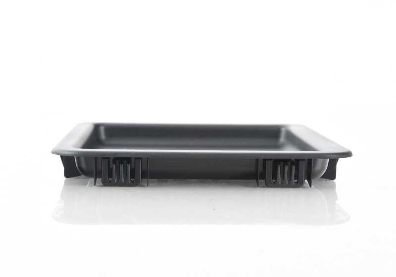 Bandeja organizadora izquierda para maletero OEM 51477289135 para BMW F33 y F83. Compatible con todos los modelos mencionados. Accesorio original BMW.