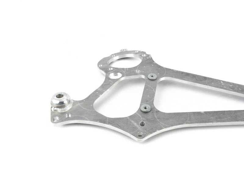 Barra refuerzo torretas OEM 31122284855 para BMW Serie 3 F80 y Serie 4 F82, F82N, F83. Mejora la rigidez del chasis y la estabilidad en curvas. Original BMW.