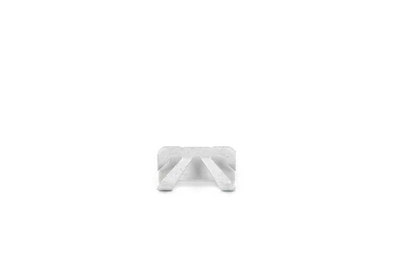 Clip fijación OEM 13627789584 para BMW E60, E61, F07, F10, F11, F02, E53, E70, F15, E71. Compatible con sistemas de escape y sensores NOX. Original BMW.