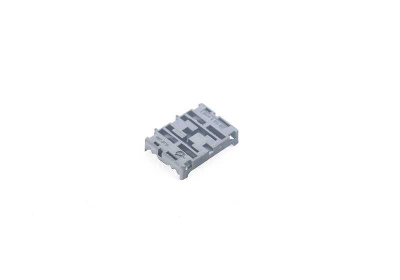 Tapa conector IDC 2 pines OEM 61136913657 para BMW E65, E66. Pieza original BMW. Ideal para reparaciones de la instalación eléctrica o conectores dañados.