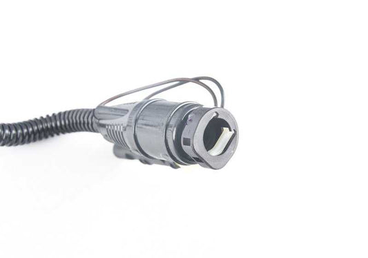 Tubería de combustible OEM 16197286301 para BMW F25. Original BMW.